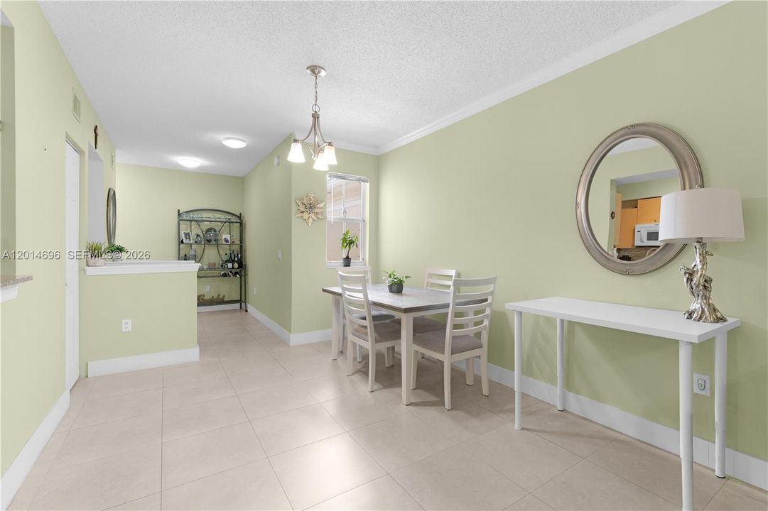 Active With Contract: $2,850 (3 beds, 2 baths, 1450 Square Feet)