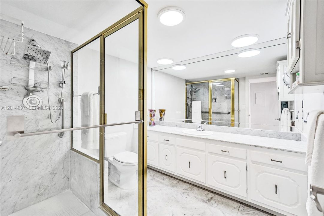 На продажу: $675,000 (2 спален, 2 ванн, 1500 Квадратных фут)
