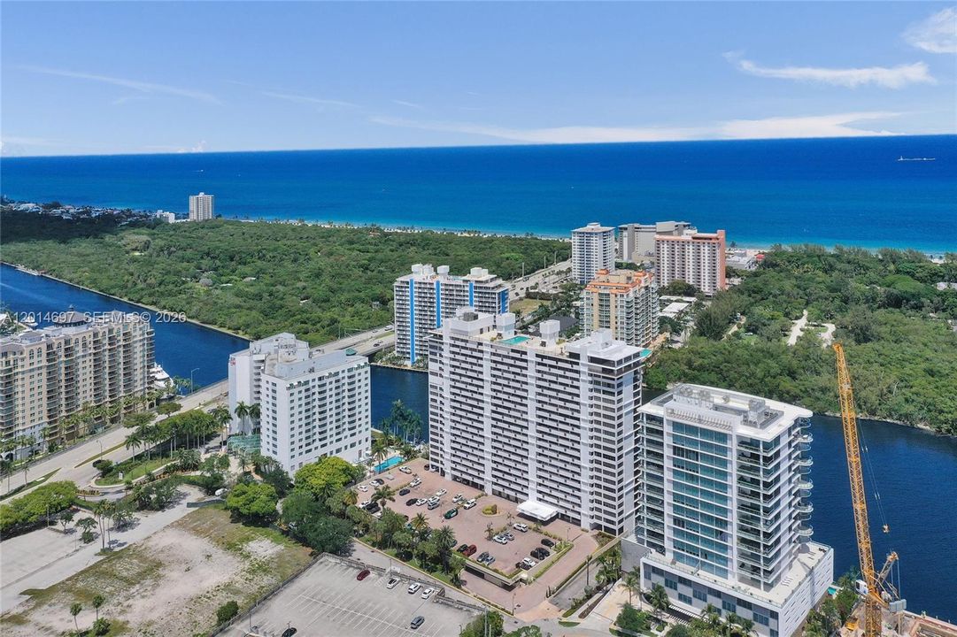 На продажу: $675,000 (2 спален, 2 ванн, 1500 Квадратных фут)