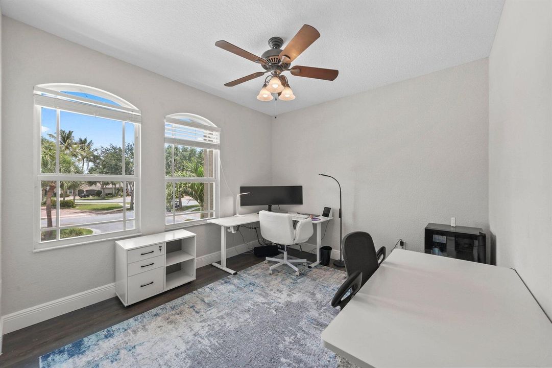 8578 Trailwinds Court - 93.jpg-SMALL