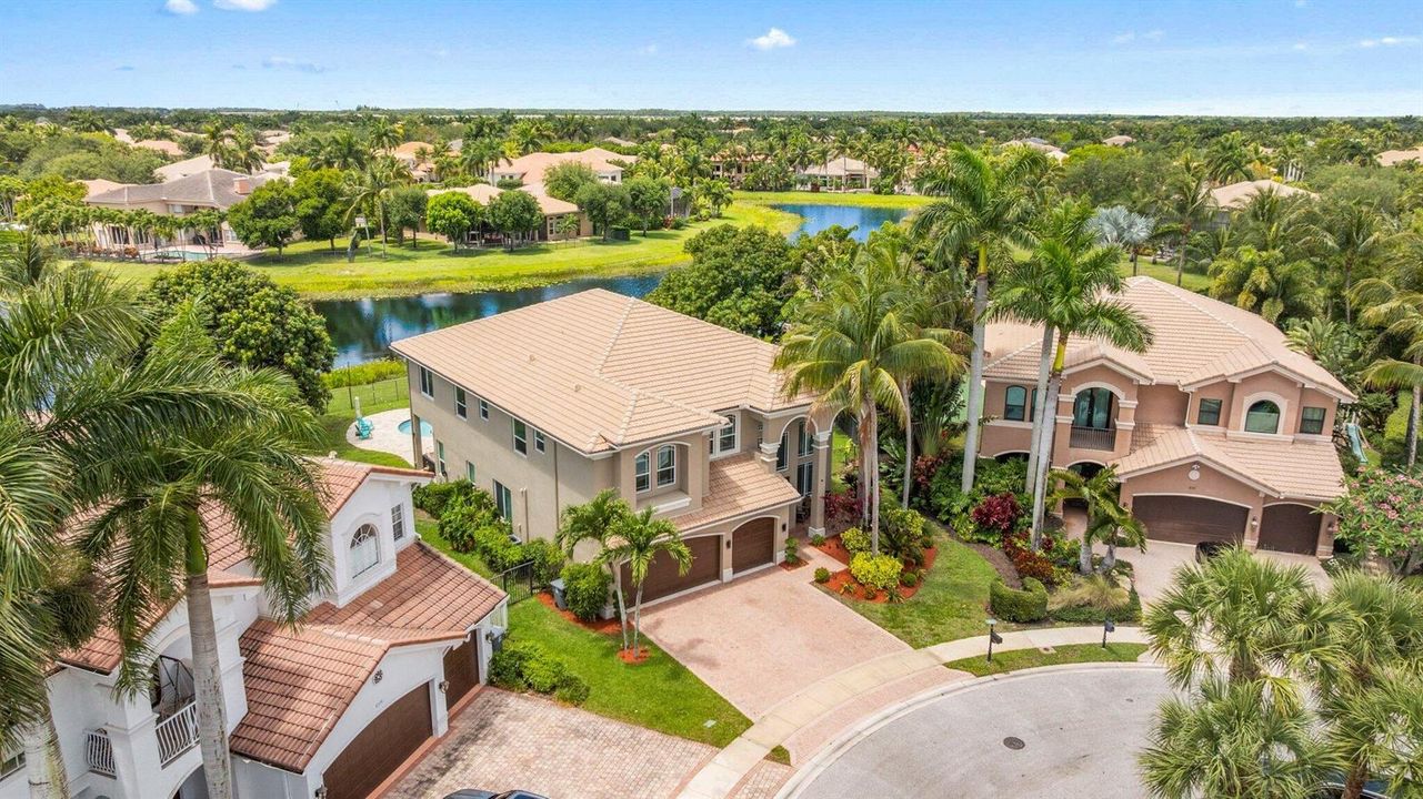 8578 Trailwinds Court - 104.jpg-SMALL