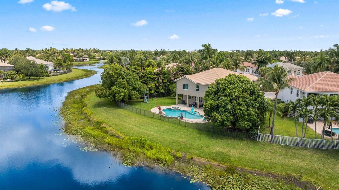 8578 Trailwinds Court - 97.jpg-SMALL