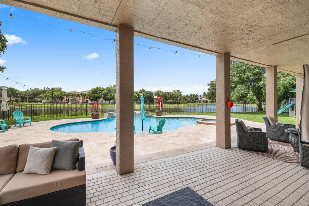 8578 Trailwinds Court - 41.jpg-SMALL