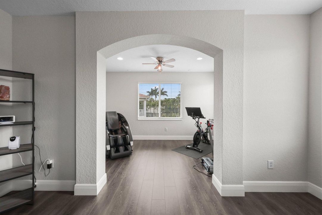 8578 Trailwinds Court - 73.jpg-SMALL
