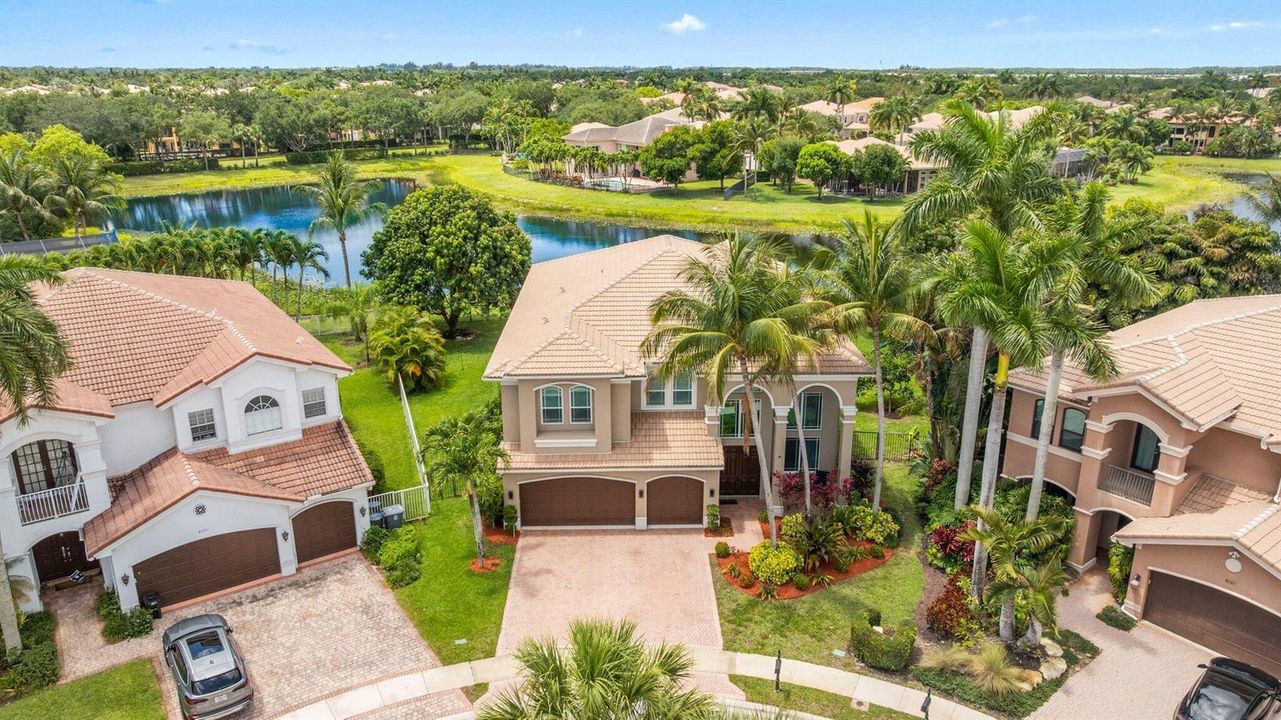 8578 Trailwinds Court - 103.jpg-SMALL