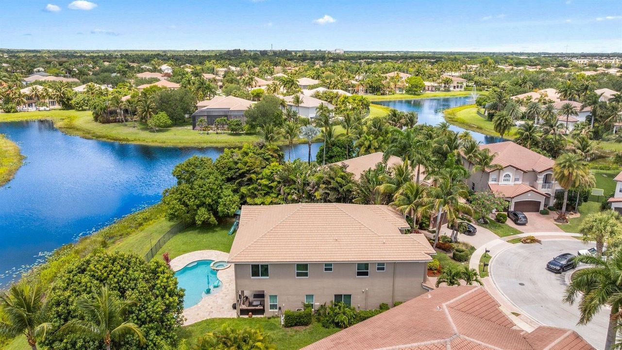 8578 Trailwinds Court - 105.jpg-SMALL