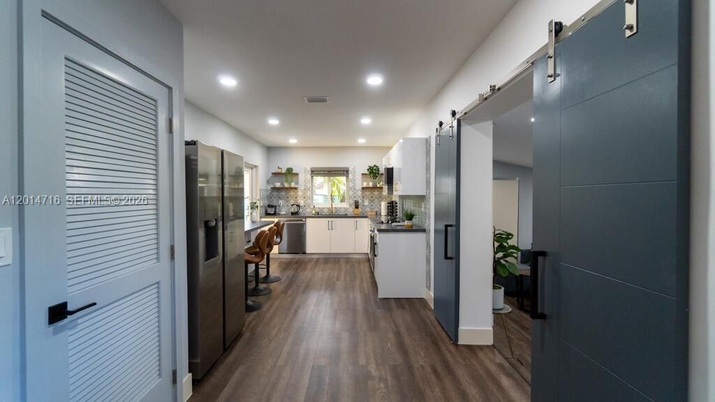 Activo con contrato: $975,000 (3 camas, 3 baños, 1623 Pies cuadrados)