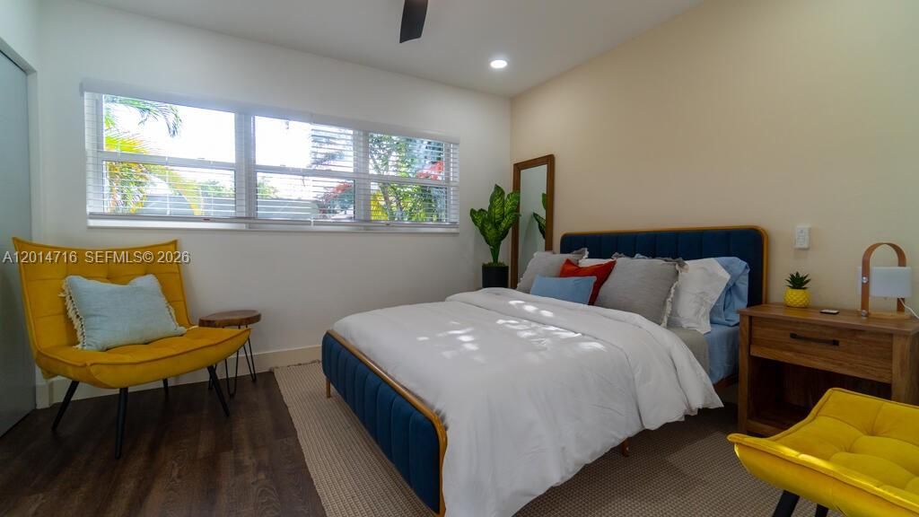 Activo con contrato: $975,000 (3 camas, 3 baños, 1623 Pies cuadrados)