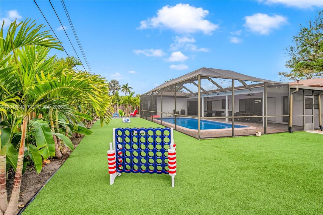 En Venta: $875,000 (3 camas, 3 baños, 1724 Pies cuadrados)