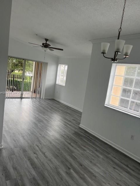 Active With Contract: $1,980 (1 beds, 1 baths, 700 Square Feet)