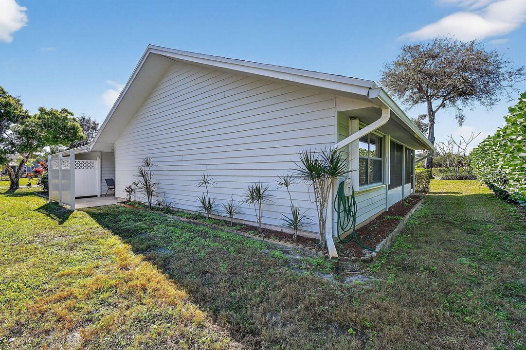 13196SEPointOWoodsCt(54)