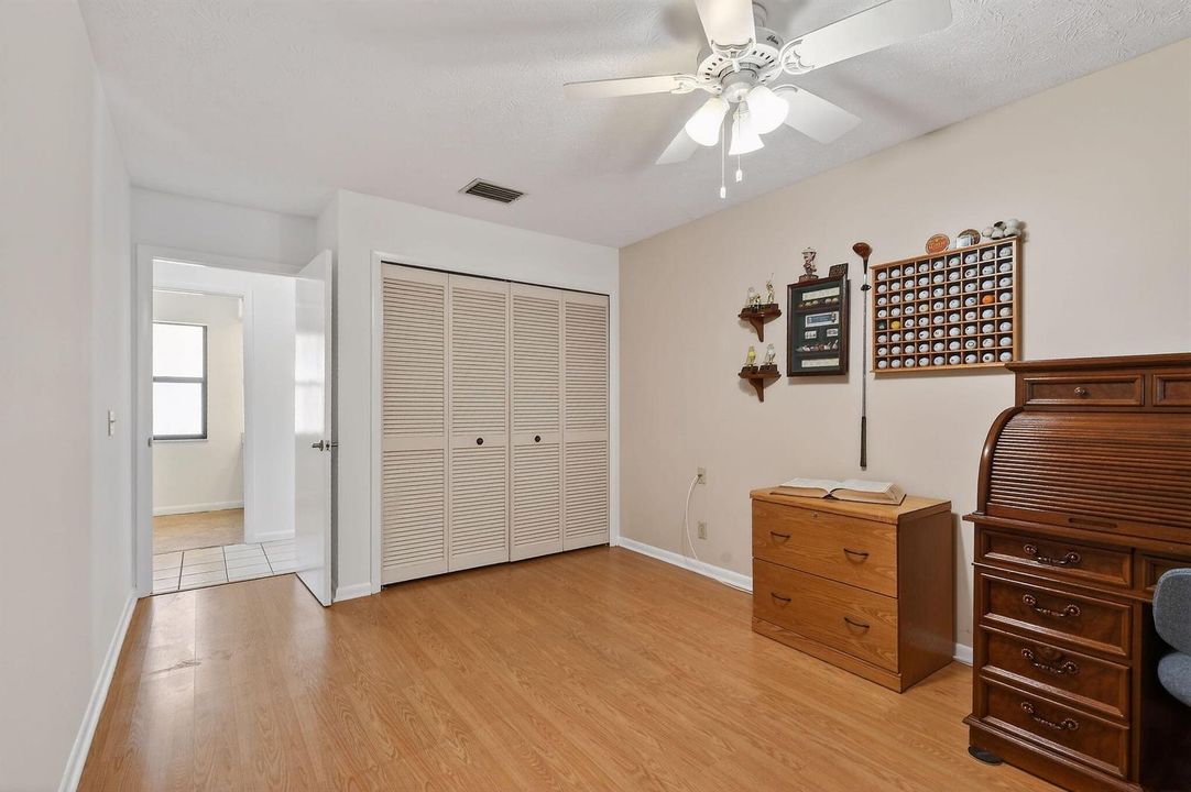 Multi-use bedroom