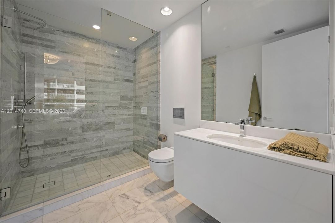 En Renta: $29,990 (2 camas, 2 baños, 2148 Pies cuadrados)