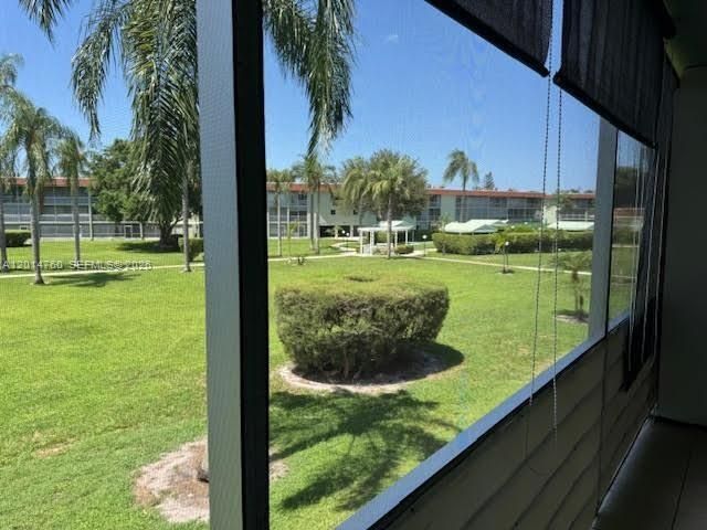 For Sale: $59,000 (1 beds, 1 baths, 660 Square Feet)