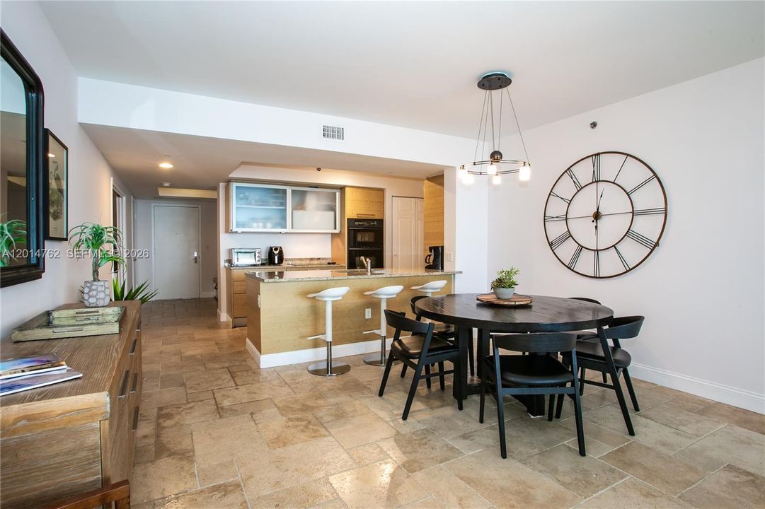 For Sale: $1,470,000 (3 beds, 3 baths, 1675 Square Feet)