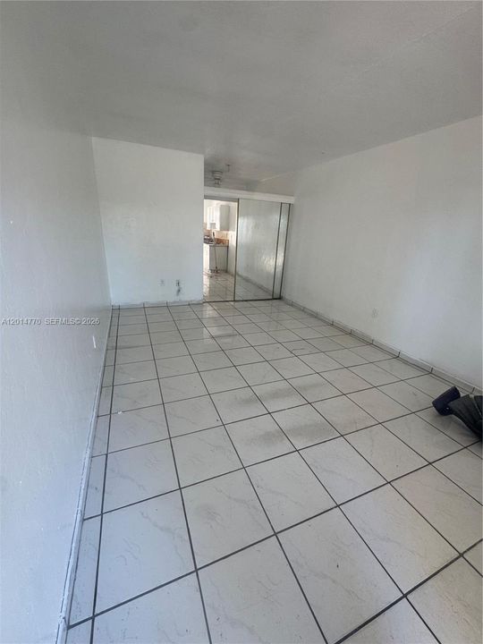 В аренду: $1,400 (0 спален, 1 ванн, 11032 Квадратных фут)