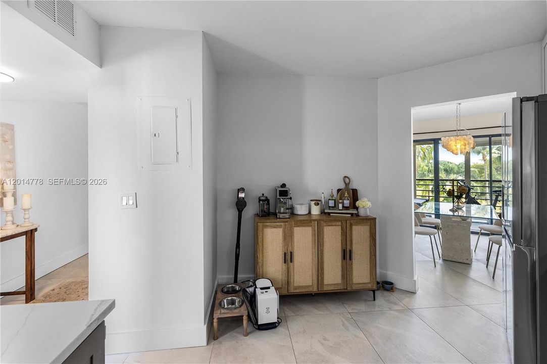 En Venta: $380,000 (2 camas, 2 baños, 1254 Pies cuadrados)