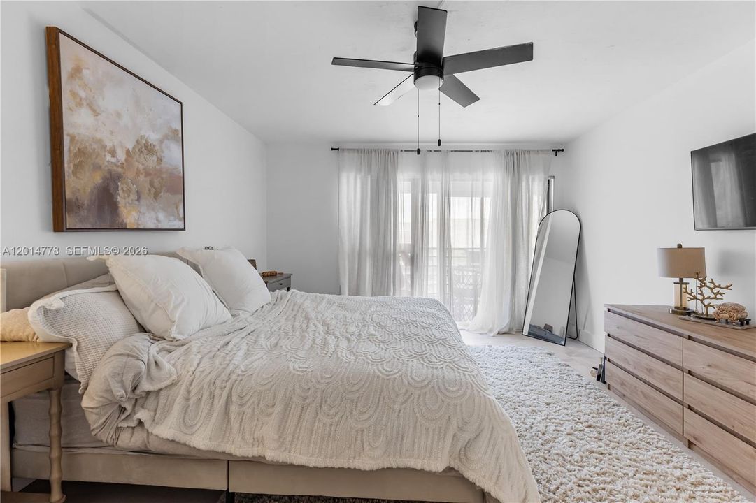 En Venta: $380,000 (2 camas, 2 baños, 1254 Pies cuadrados)