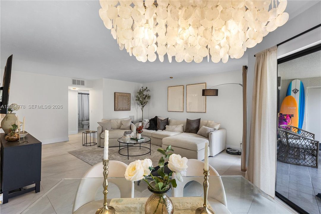 En Venta: $380,000 (2 camas, 2 baños, 1254 Pies cuadrados)