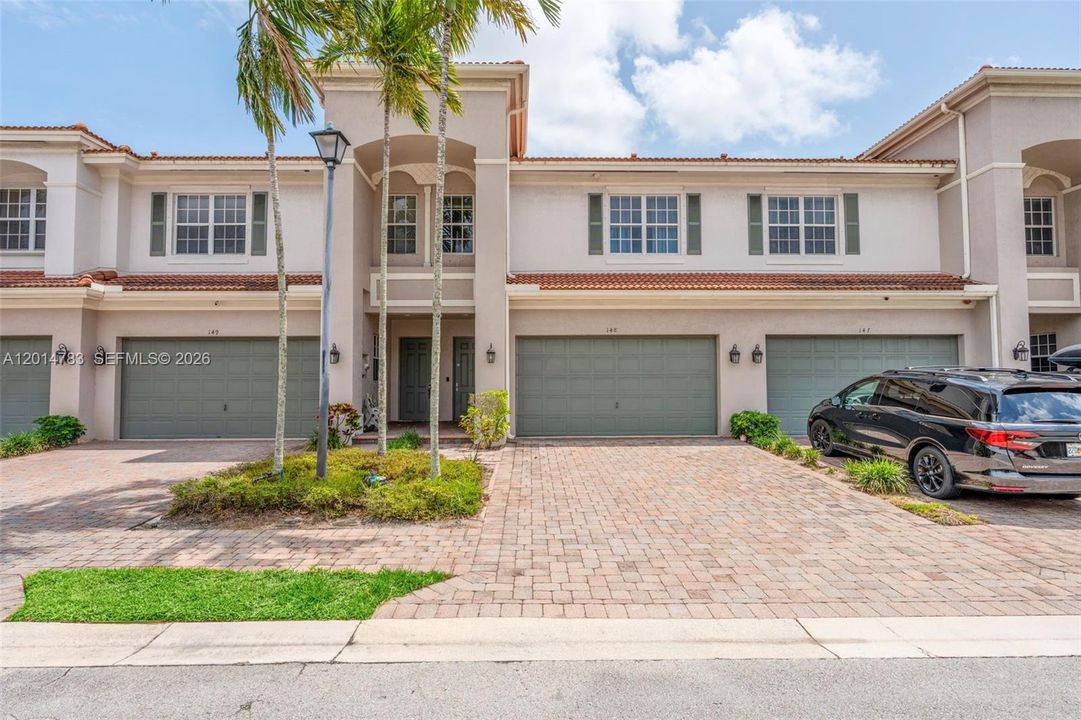 For Sale: $540,000 (3 beds, 2 baths, 2209 Square Feet)