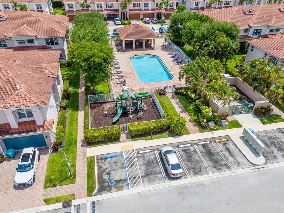 For Sale: $540,000 (3 beds, 2 baths, 2209 Square Feet)