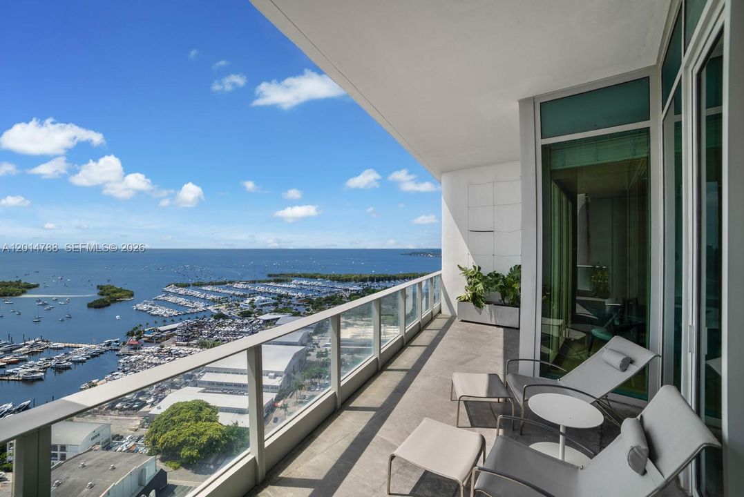 For Sale: $20,900,000 (5 beds, 5 baths, 7061 Square Feet)