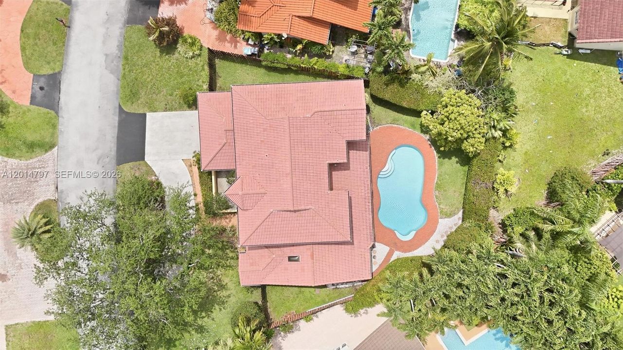 Active With Contract: $849,000 (4 beds, 3 baths, 2529 Square Feet)