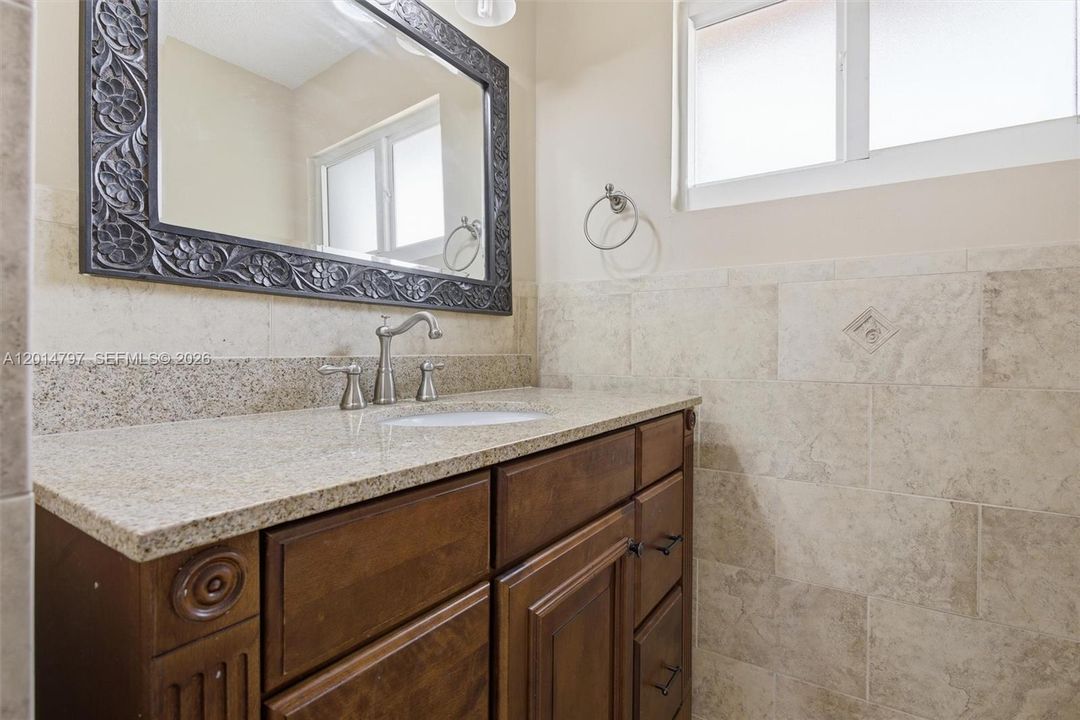 Active With Contract: $849,000 (4 beds, 3 baths, 2529 Square Feet)