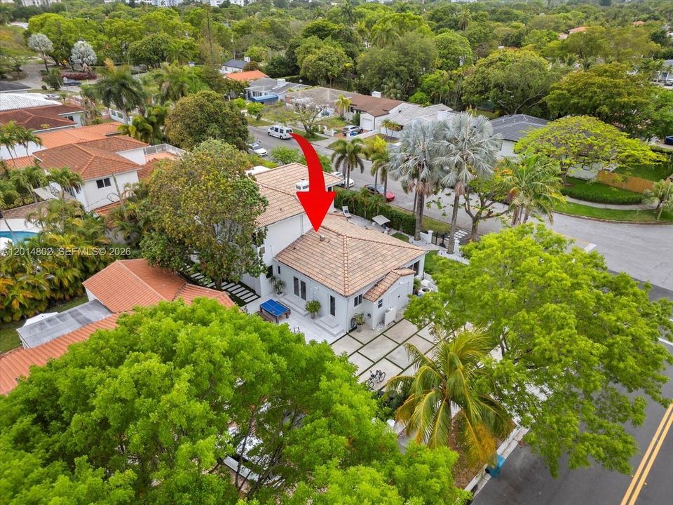 For Rent: $12,500 (5 beds, 4 baths, 3116 Square Feet)