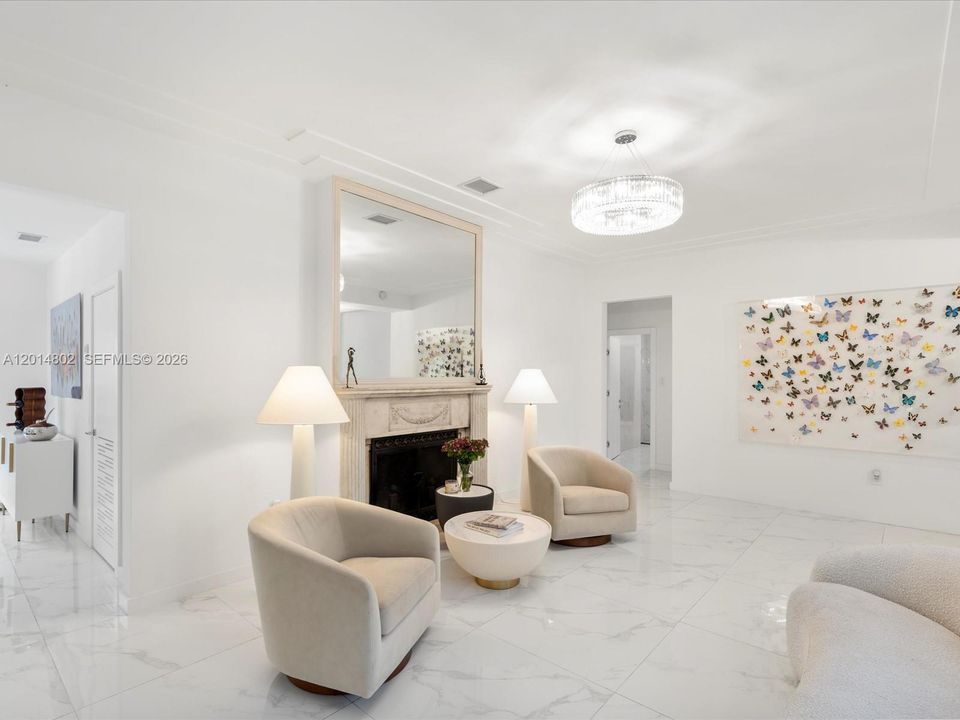 For Rent: $12,500 (5 beds, 4 baths, 3116 Square Feet)