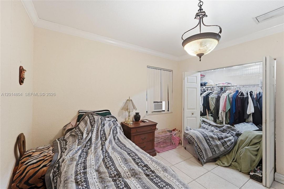 Activo con contrato: $499,999 (2 camas, 1 baños, 1294 Pies cuadrados)