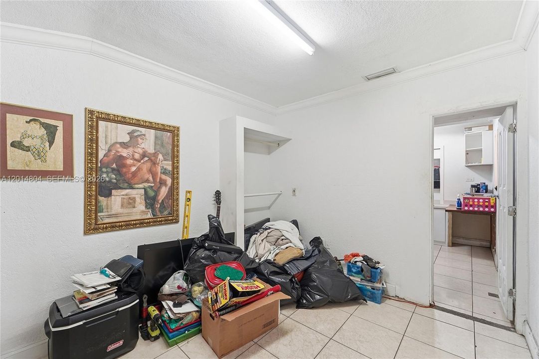 Activo con contrato: $499,999 (2 camas, 1 baños, 1294 Pies cuadrados)