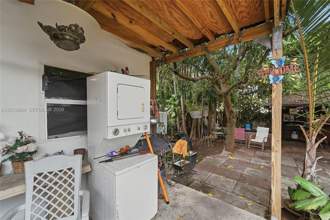 Activo con contrato: $499,999 (2 camas, 1 baños, 1294 Pies cuadrados)
