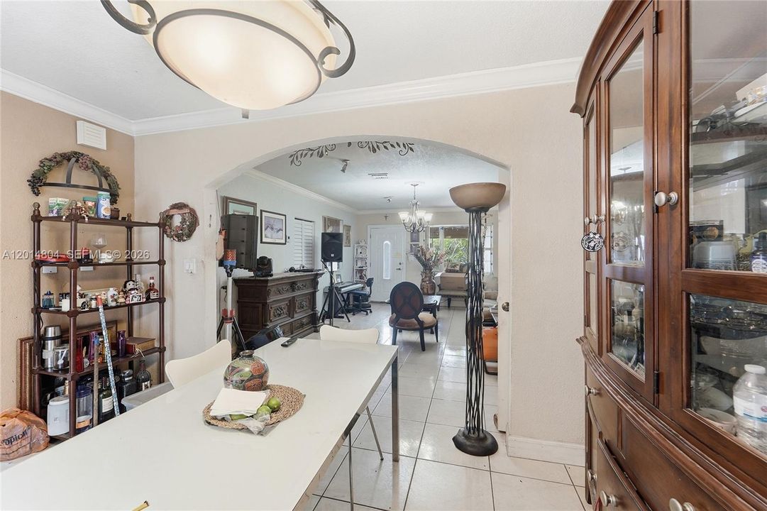 Activo con contrato: $499,999 (2 camas, 1 baños, 1294 Pies cuadrados)