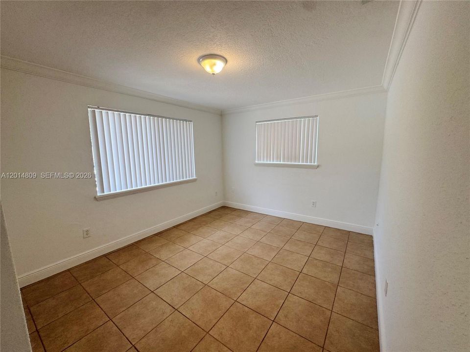 For Sale: $979,900 (3 beds, 2 baths, 2509 Square Feet)