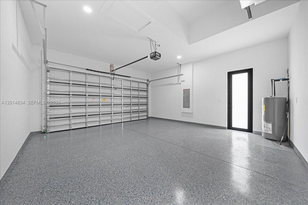En Venta: $329,999 (4 camas, 2 baños, 1842 Pies cuadrados)