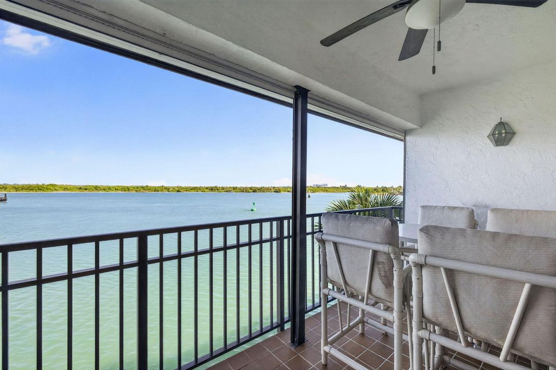 FABULOUS INTRACOASTAL VIEWS!