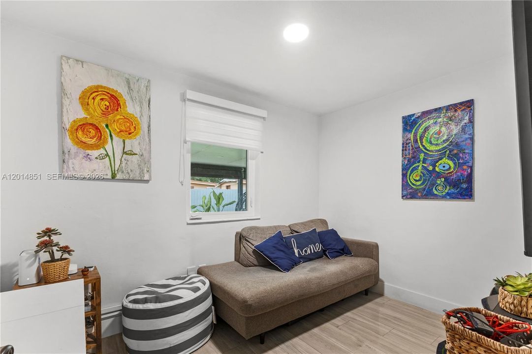 Active With Contract: $729,000 (4 beds, 2 baths, 1610 Square Feet)