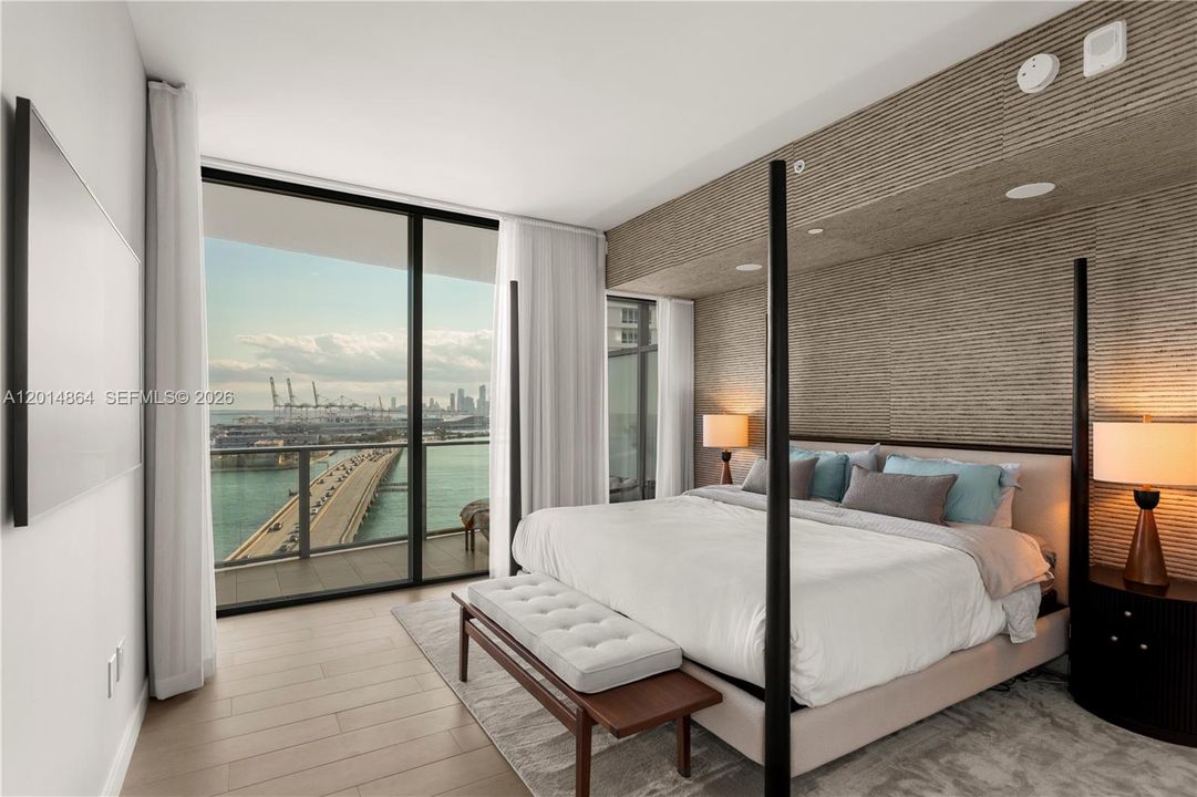For Sale: $3,999,999 (3 beds, 3 baths, 2178 Square Feet)