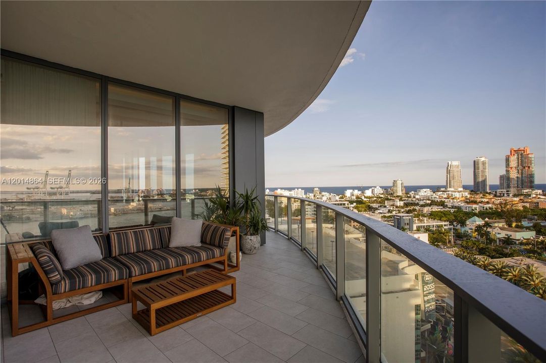 For Sale: $3,999,999 (3 beds, 3 baths, 2178 Square Feet)