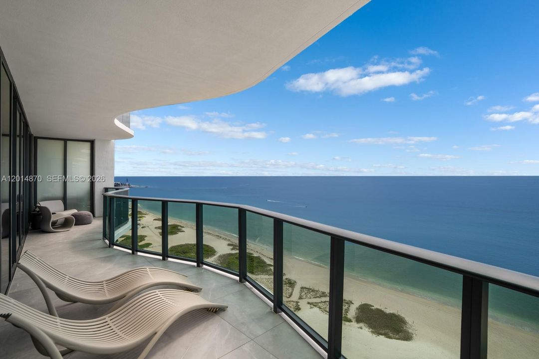 For Sale: $4,350,000 (4 beds, 4 baths, 3300 Square Feet)