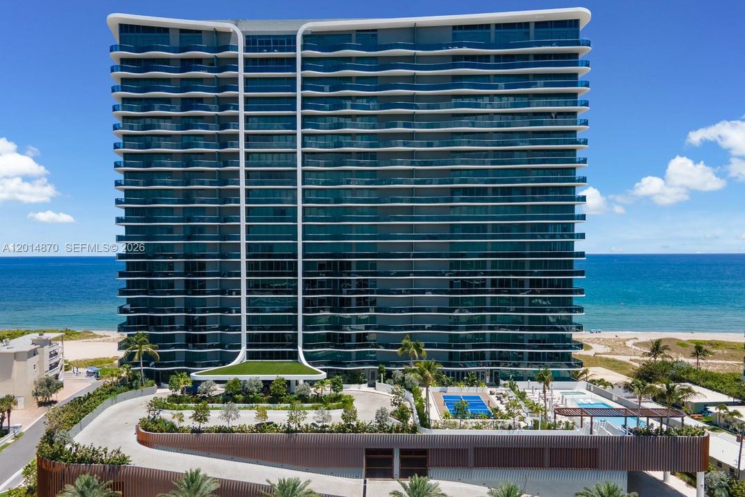 For Sale: $4,350,000 (4 beds, 4 baths, 3300 Square Feet)