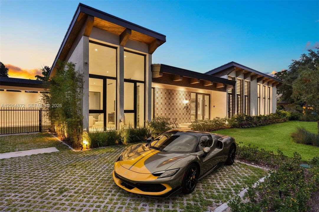 На продажу: $8,250,000 (6 спален, 6 ванн, 0 Квадратных фут)