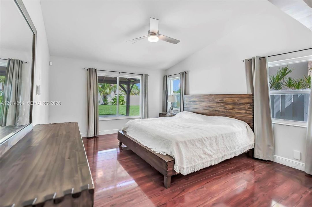 For Sale: $725,000 (4 beds, 2 baths, 1873 Square Feet)
