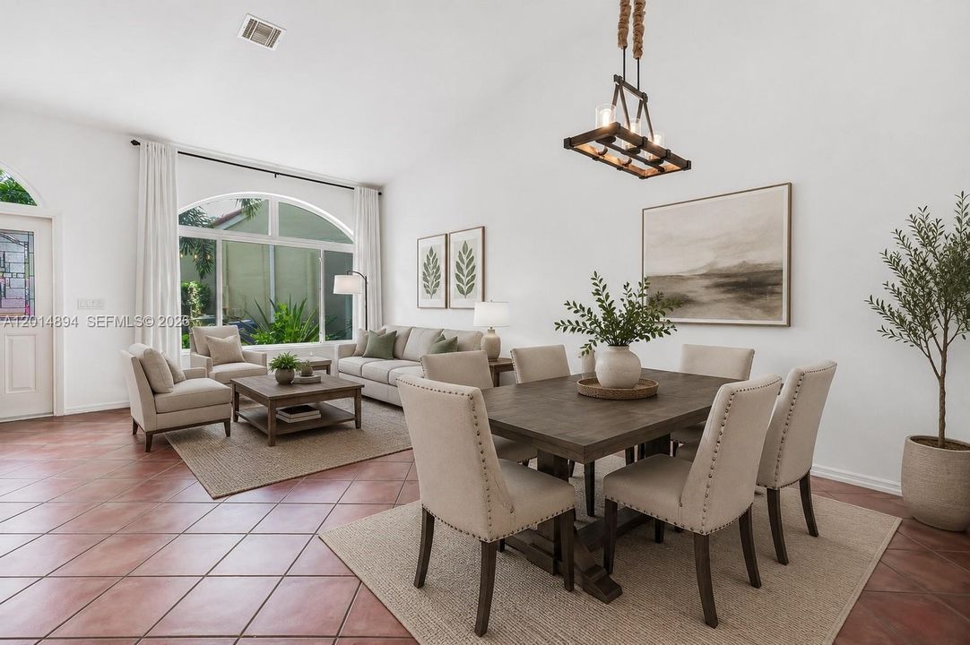 For Sale: $725,000 (4 beds, 2 baths, 1873 Square Feet)