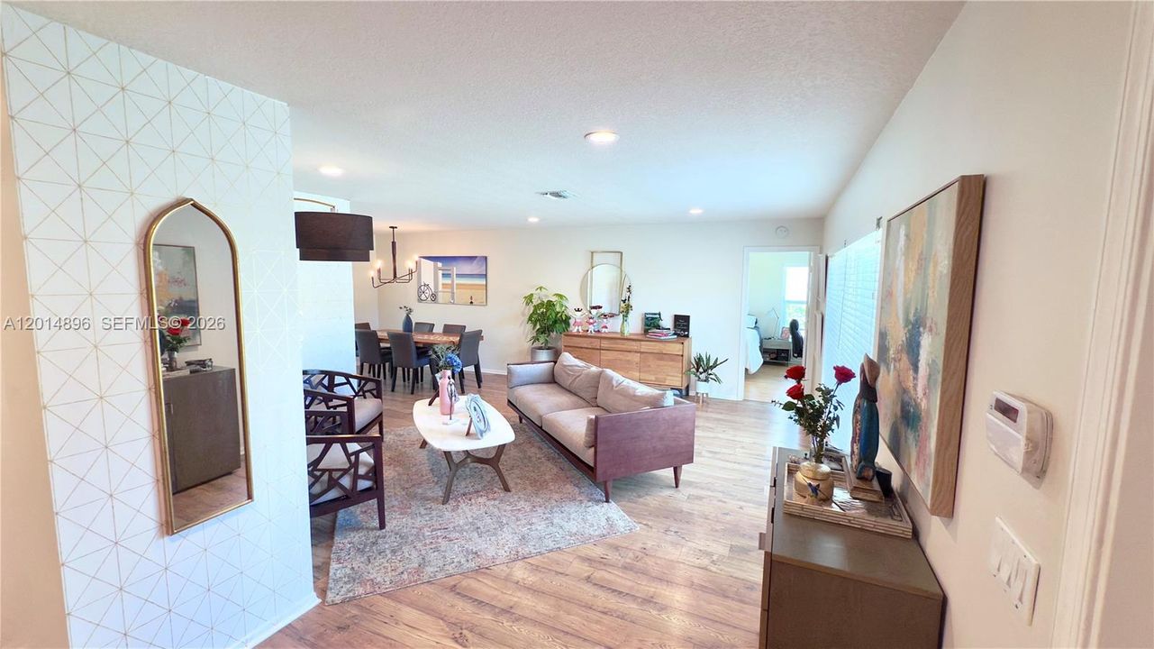 For Rent: $5,800 (3 beds, 2 baths, 1777 Square Feet)