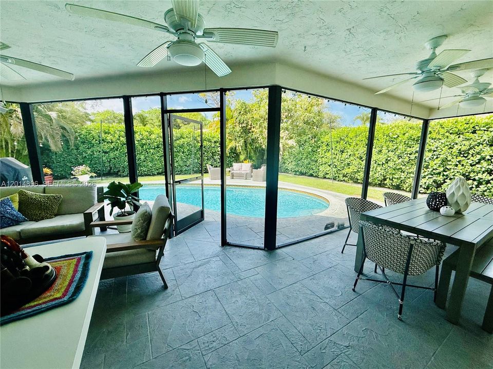 For Rent: $5,800 (3 beds, 2 baths, 1777 Square Feet)