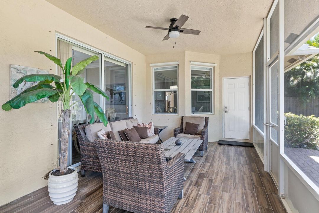 13853 Norwick St Wellington FL-large-044
