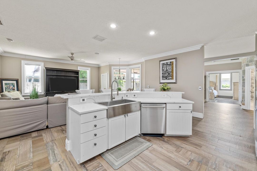 13853 Norwick St Wellington FL-large-020