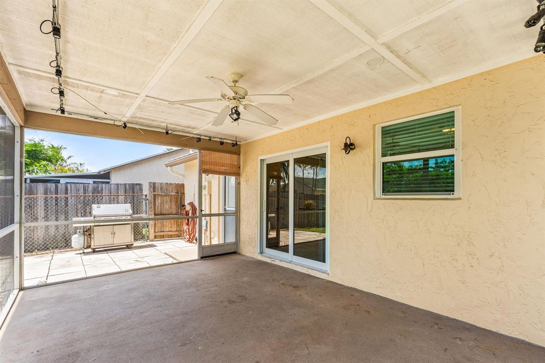 023-105BanyanCircle-Jupiter-FL-33458-FUL